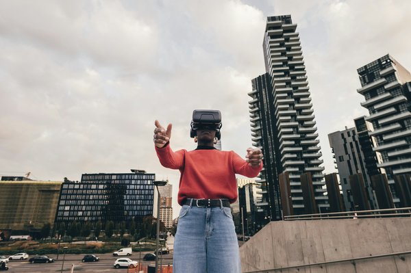 Unlocking techwear: your guide to urban fashion and functionality